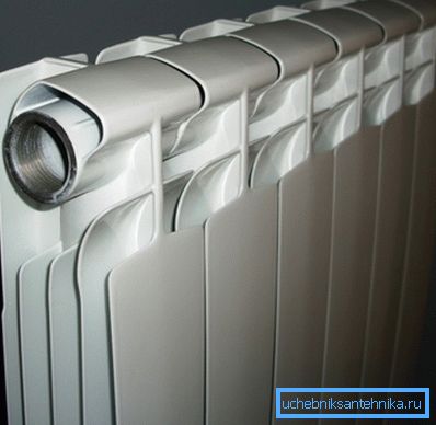 Bateriile secționale din aluminiu sunt o alegere excelentă pentru un circuit autonom.