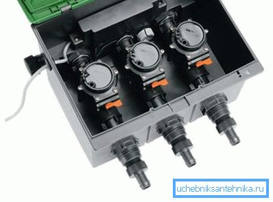 Sistem automat de distribuție a apei cu supape electromagnetice.