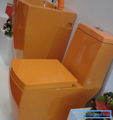 Majoritatea producătorilor, pentru a compensa costul de fabricație, creează un set împreună cu o chiuvetă și o vinde doar împreună.