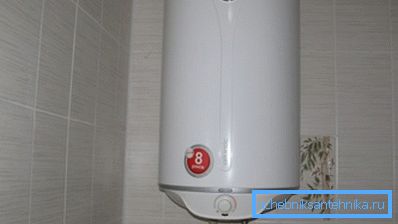 Cazanul, el este - încălzitor de apă de stocare. Cazanul, el este - încălzitor de apă de stocare.