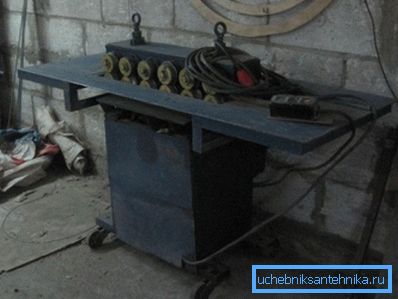 Mașină de rulare asamblată. Mașină de rulare asamblată.