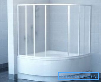 Puteți alege o astfel de protecție chiar și pentru băi unghiulare sau în formă, în special dacă ambele produse sunt produse de o singură companie. Puteți alege o astfel de protecție chiar și pentru băi unghiulare sau în formă, în special dacă ambele produse sunt produse de o singură companie.
