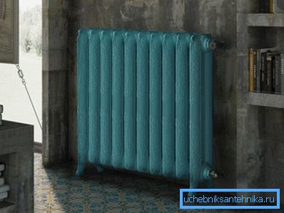 Chiar și un radiator modern poate deteriora în mod semnificativ aspectul camerei.