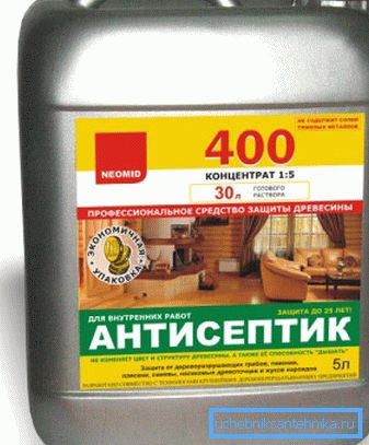 Lemnul trebuie tratat cu antiseptic.