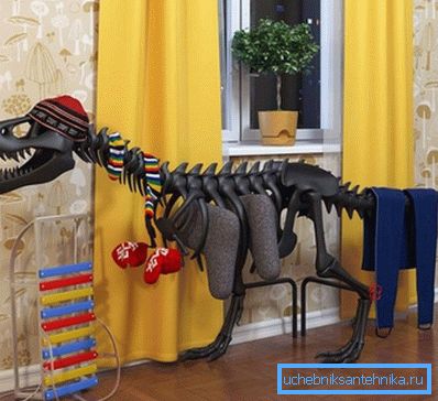 Radiator electric decorativ sub forma unui dinozaur