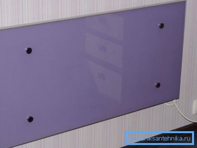Emițătorul cu infraroșu electric poate face parte din interior