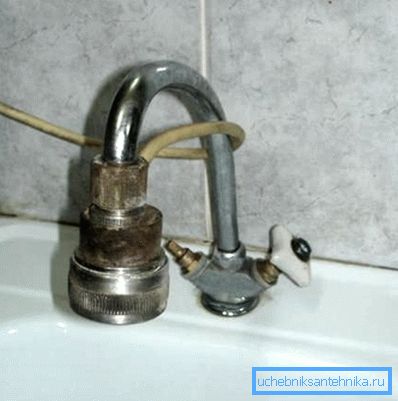 Aparatul de încălzire cu electrozi de uz casnic