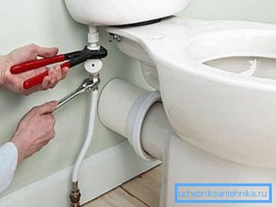 Dacă rezervorul nu este umplut, verificați starea furtunului