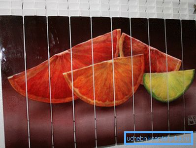 Dacă aveți o imaginație bine dezvoltată, atunci bateriile obișnuite pot deveni o caracteristică a interiorului (un exemplu viu în fotografie)