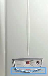 Acest aparat compact înlocuiește întregul cazan. Acest aparat compact înlocuiește întregul cazan.