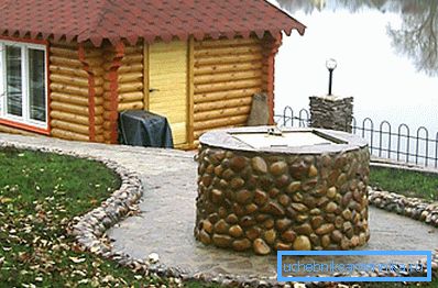 Fotografia unui puț de piatră Fotografia unui puț de piatră