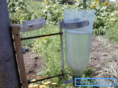 Spălarea fotografică în țara unei sticle de plastic.