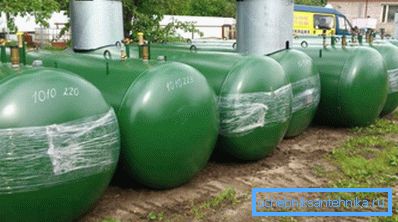 rezervoare de gaz.