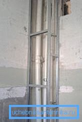 Cadru pregătit pentru cutia de profil din aluminiu Cadru pregătit pentru cutia de profil din aluminiu