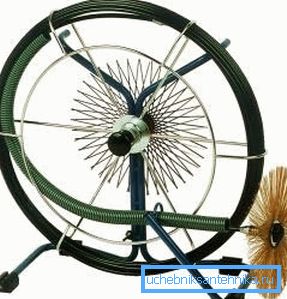 Instrument de curățare a cositorilor