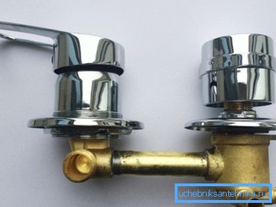 Mixer de duș integrat.
