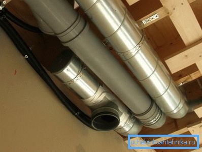 Canalele de canalizare pot servi uneori ca ventilație Canalele de canalizare pot servi uneori ca ventilație