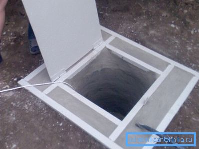 Caisson din beton cu trapa Caisson din beton cu trapa