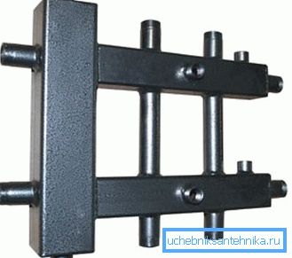 Colector cu ac hidraulic integrat.