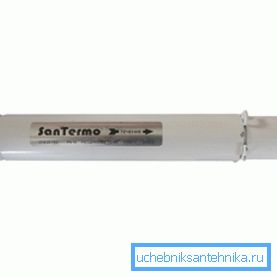 Compensator de expansiune termică pentru conducta de încălzire