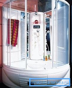 Design Jacuzzi - varianta de duș de top