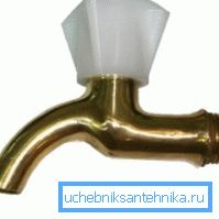 Supapă din alamă cu supapă și ajutaj