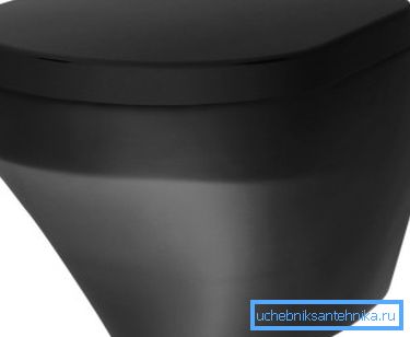 Mat de culoarea castronului negru este mai practic