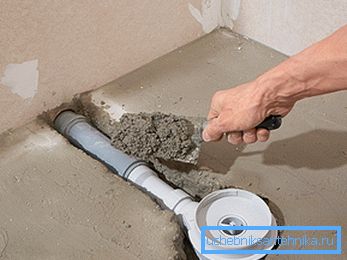 Instalarea unei scări cu descărcare laterală