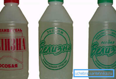 Detergent, eliminând toate petele de pe toaletă Detergent, eliminând toate petele de pe toaletă