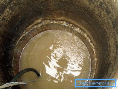 Apa turbidă necesită filtrare obligatorie. Apa turbidă necesită filtrare obligatorie.