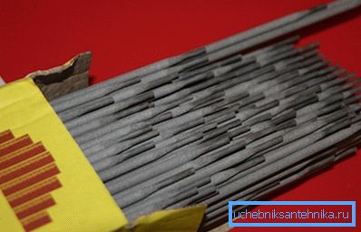 Această fotografie prezintă electrozii marcați. Această fotografie prezintă electrozii marcați.