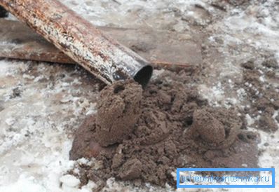 În fotografie - cantitatea de sediment silit de la gălbenuș poate surprinde foarte mult În fotografie - cantitatea de sediment silit de la gălbenuș poate surprinde foarte mult