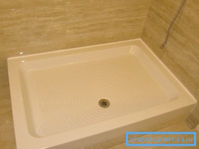 Fotografia prezintă un produs ceramic.