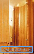 În fotografie: cabine de duș pentru o baie din lemn - o soluție excelentă care se potrivește perfect în mediul înconjurător. În fotografie: cabine de duș pentru o baie din lemn - o soluție excelentă care se potrivește perfect în mediul înconjurător.