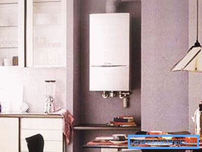 Pe boilerul de încălzire cu gaz foto - montat pe perete Pe boilerul de încălzire cu gaz foto - montat pe perete