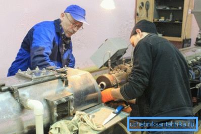 În linia foto pentru producția de țevi din polimeri