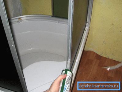 Aplicare sigilantă siliconică