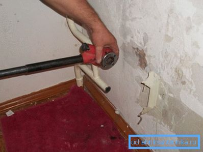 Tăierea unei noi conexiuni filetate Tăierea unei noi conexiuni filetate