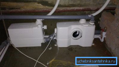Pompa va permite instalarea de echipamente sanitare în subsolul clădirii.