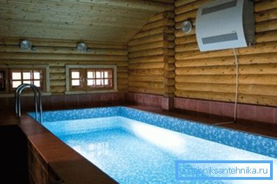 Uscător de aer uscat în piscină privată. Uscător de aer uscat în piscină privată.