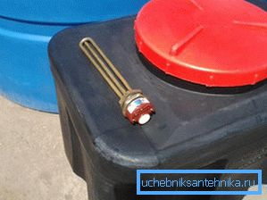 De obicei, pentru astfel de butoaie se utilizează un element standard de încălzire cu putere redusă, deoarece acest lucru va reduce semnificativ costurile, va elimina instalarea sistemelor de securitate suplimentare și va spori durata de viață a întregii structuri.