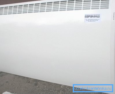 Convector convențional de uz casnic Convector convențional de uz casnic