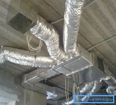 Microclimatul de confort în casă depinde de instalarea de înaltă calitate a ventilației. Microclimatul de confort în casă depinde de instalarea de înaltă calitate a ventilației.