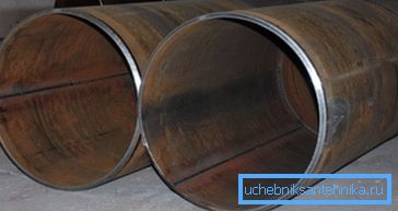 Este posibil să se distingă produsele fără sudură de alte tipuri de produse prin prezența punctelor de legătură care sunt create prin sudarea metalelor. Este posibil să se distingă produsele fără sudură de alte tipuri de produse prin prezența punctelor de legătură care sunt create prin sudarea metalelor.