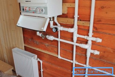 Sistem de încălzire construit pe o schemă cu două țevi Sistem de încălzire construit pe o schemă cu două țevi