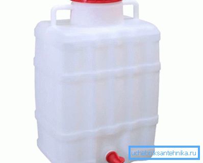 Cană din plastic - chiuvetă cu robinet