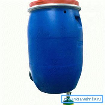 Containere din plastic - cea mai practică soluție pentru dăruire și un loc de țară Containere din plastic - cea mai practică soluție pentru dăruire și un loc de țară