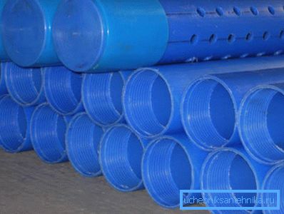 Coloane de filtrare din plastic și carcasă.