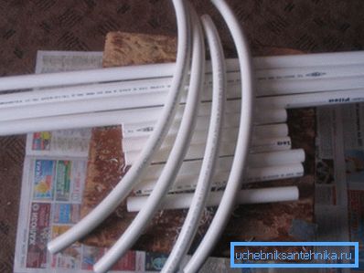 Tuburi din plastic pentru fabricarea saniei