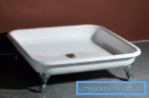 Paleții din fontă pot fi decorați într-un mod foarte original și elegant.